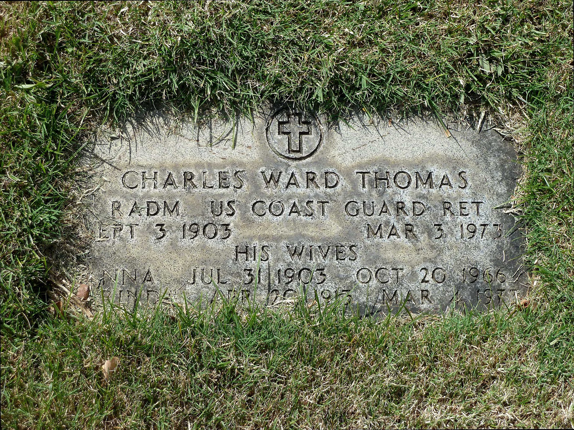 Grave marker for Rear Adm. Thomas at Hawaii’s National Memorial Cemetery of the Pacific located in Honolulu. (Find-a-Grave)