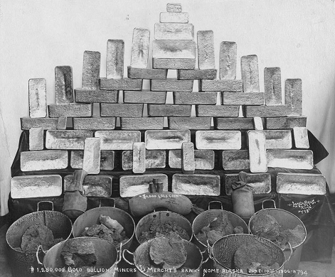 A 1906 shipment of gold sent from Nome’s Miner’s & Merchant’s Bank to the U.S. Treasury with a value at that time of $1,250,000 (worth nearly $39 million in 2021 dollars). The buckets hold raw gold nuggets taken from Nome’s local riverbeds. (Library of Congress)