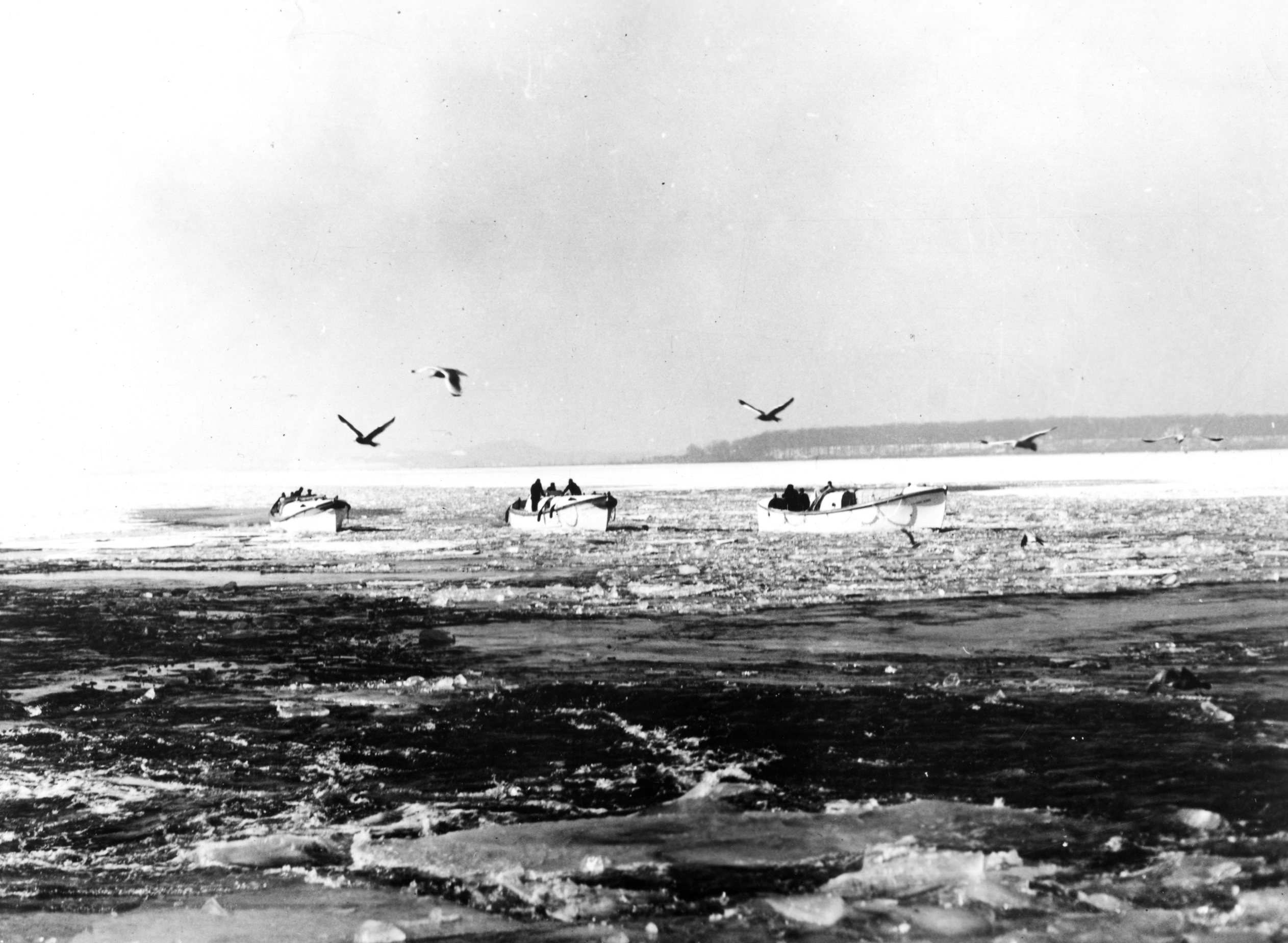 Coast Guard motor lifeboats encounter the hazard of floating ice on the flooded Ohio River in 1937. (U.S. Coast Guard)