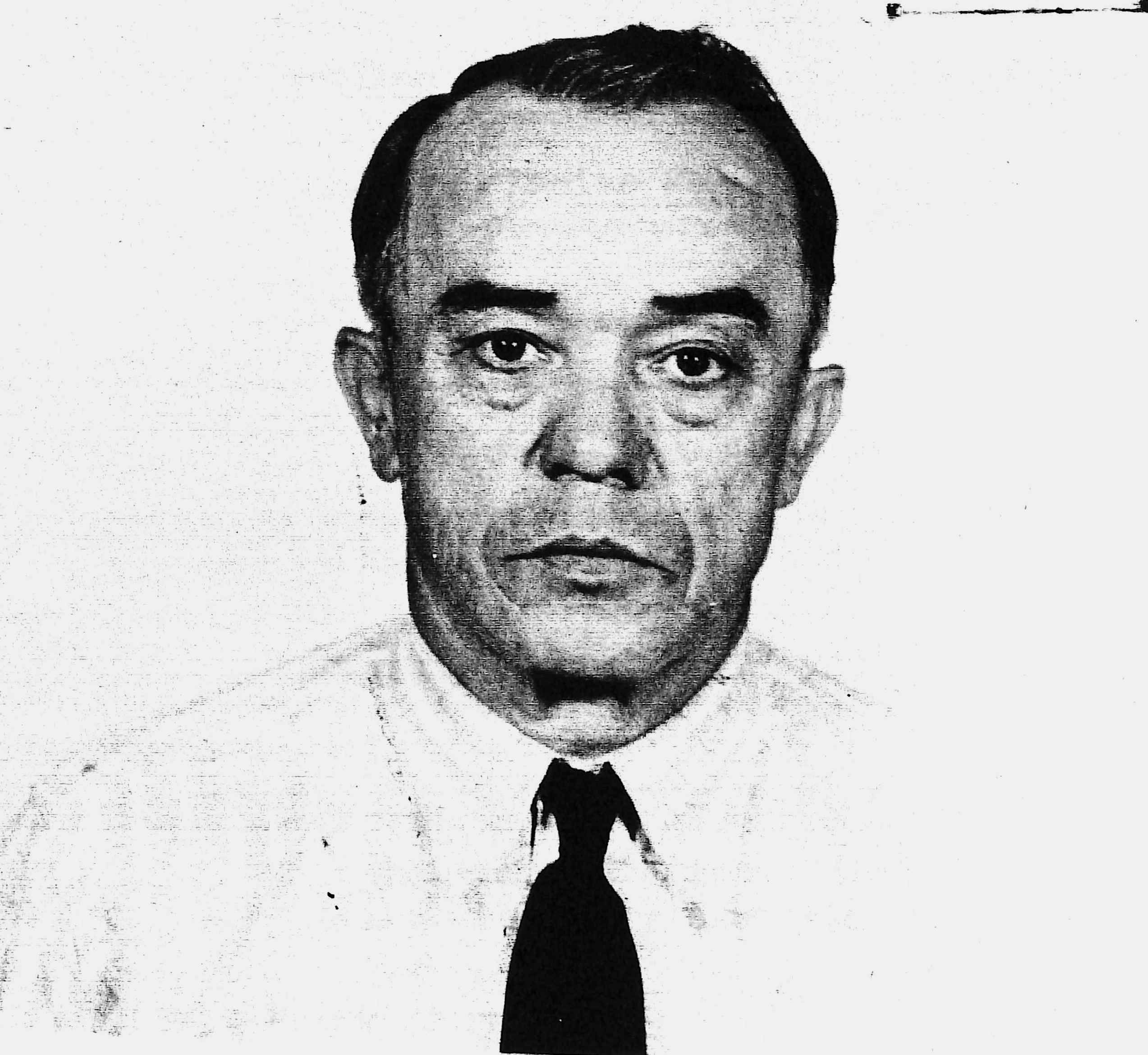 A grainy service photograph of Keeper Manuel Ferreira later in his career. (National Archives, Saint Louis, Missouri)
